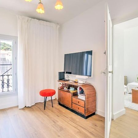 Appartement Place Des Halles Sete Exterior photo