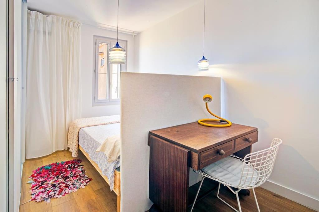 Appartement Place Des Halles Sete Exterior photo